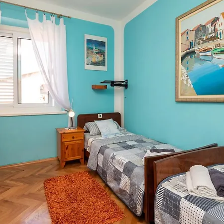 Dom wakacyjny Vue - 3 Floor Private House By The Sea *