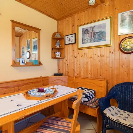 Holiday home Vue - 3 Floor Private House By The Sea Split