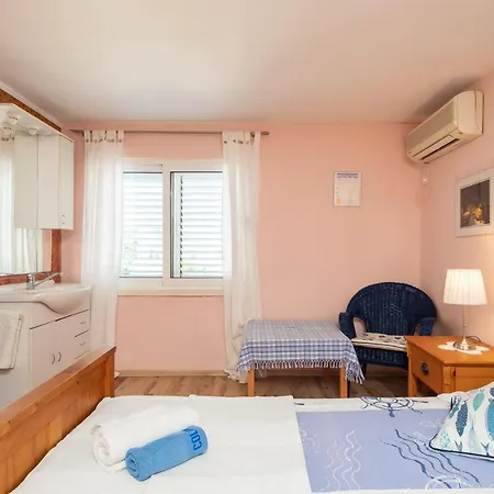 Holiday home Vue - 3 Floor Private House By The Sea