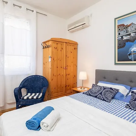 Vue - 3 Floor Private House By The Sea * 스플리트