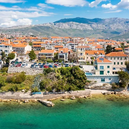 Vue - 3 Floor Private House By The Sea Holiday home Split