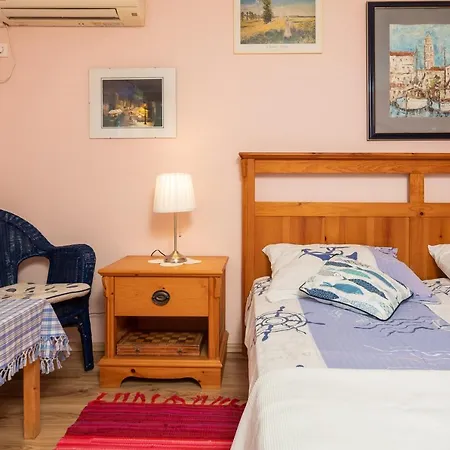 Vue - 3 Floor Private House By The Sea Holiday home Split